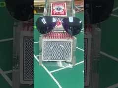 Occhiali da poker che imbrogliano vedete subito le carte segnate con inchiostro invisibile